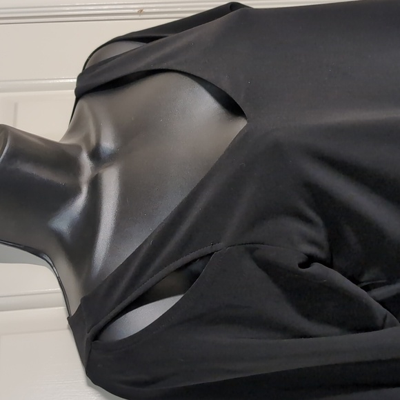 Sympli Asymmetrical Flowy Top Tunic Shoulder Cut out 3/4 sleeve Size 8 - Picture 3 of 12